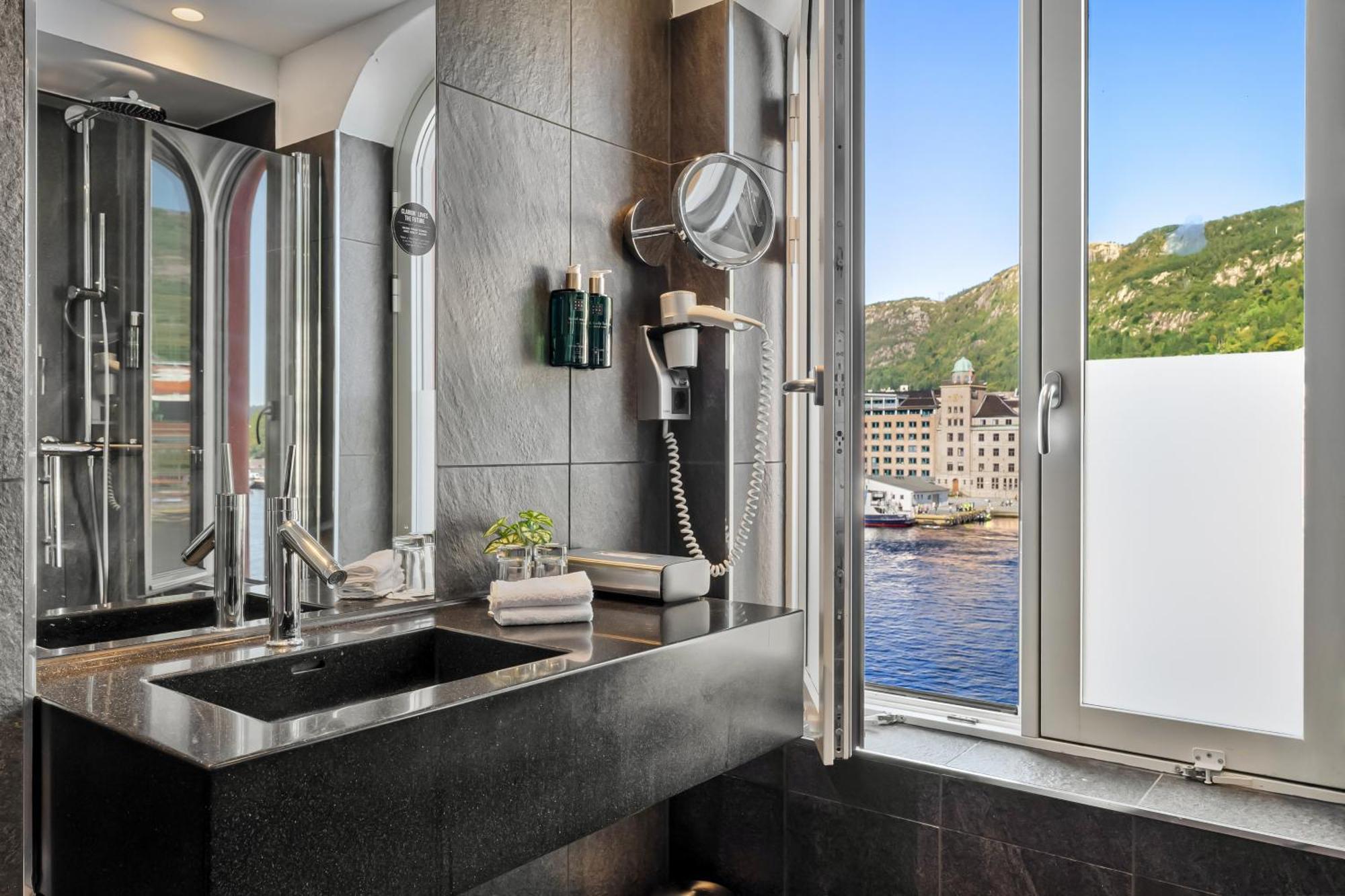 Clarion Hotel Admiral Bergen Exteriér fotografie